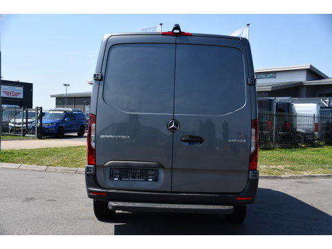 Mercedes-Benz Sprinter 315 1.9 CDI L2H1 RWD PB Edition Camera, Cruise, Carplay, 150pk, Sensoren, Automaat, LED, Multimedia, Airco, Uniek!