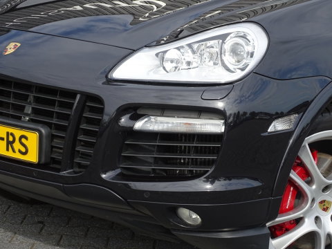 Porsche Cayenne 4.8 V8 Turbo 500PK / PCM / LED *NAP*