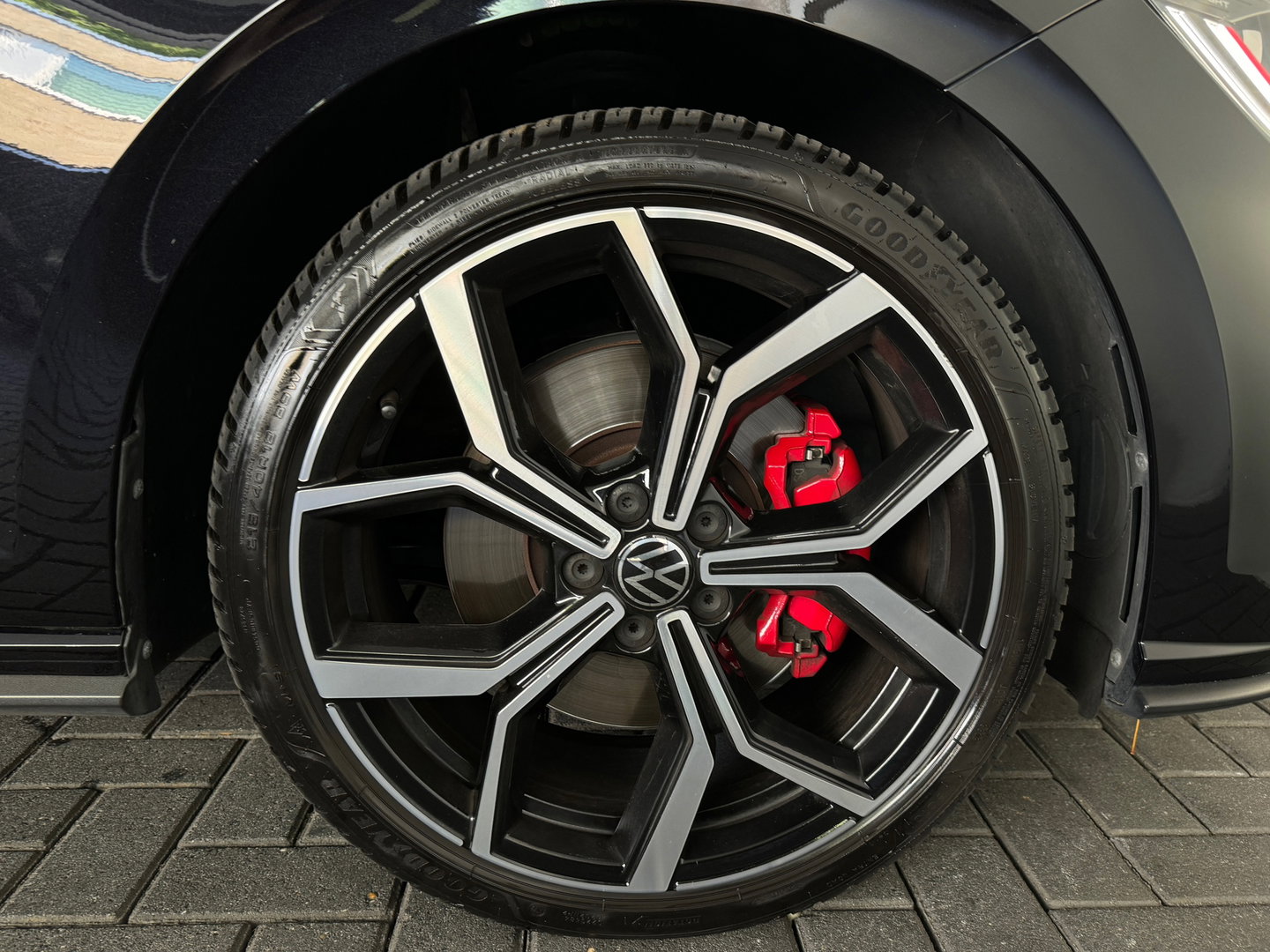 Volkswagen Polo 2.0 TSI GTI ABT|Pano|IQ|Beats|Keyless|Camera|VOL