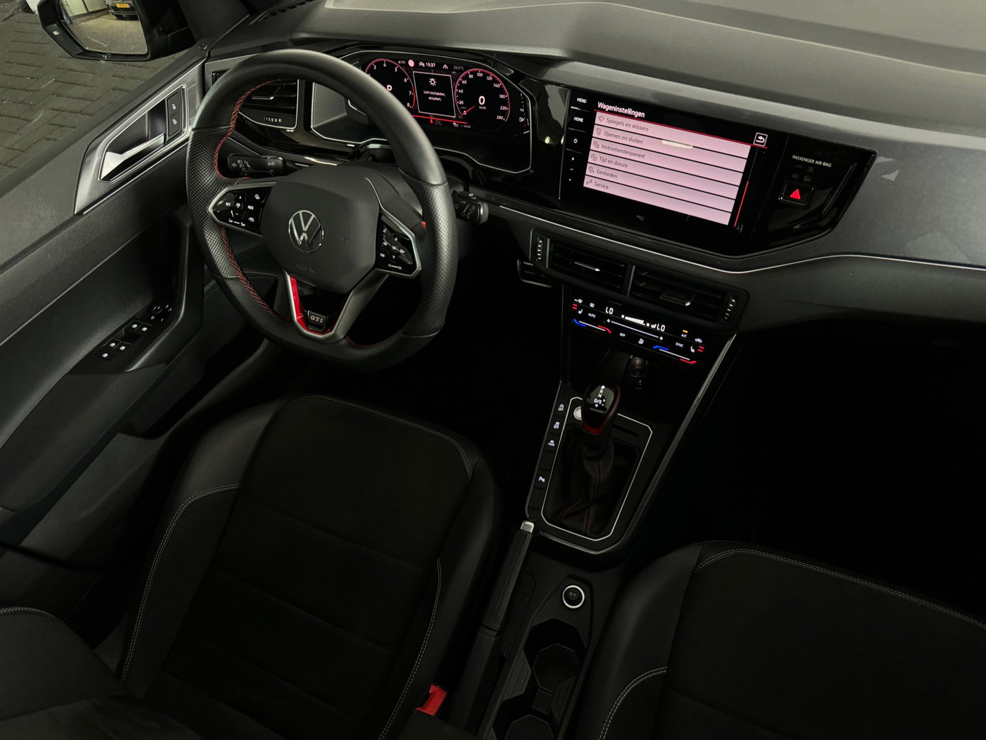 Volkswagen Polo 2.0 TSI GTI ABT|Pano|IQ|Beats|Keyless|Camera|VOL