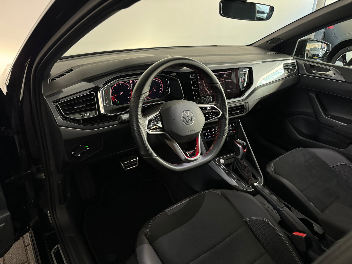Volkswagen Polo 2.0 TSI GTI ABT|Pano|IQ|Beats|Keyless|Camera|VOL