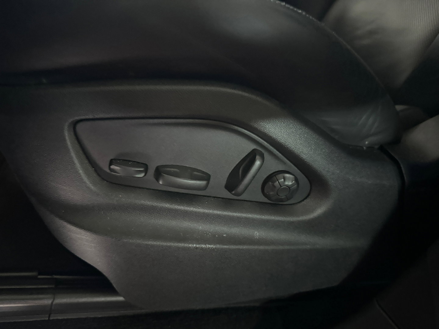 Porsche Cayenne 3.0 E-Hybrid Pano|Burmester|Sportdesign|HuD