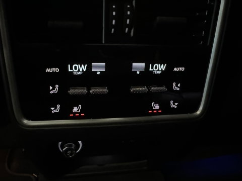 Porsche Cayenne 3.0 E-Hybrid Pano|Burmester|Sportdesign|HuD