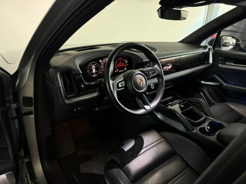 Porsche Cayenne 3.0 E-Hybrid Pano|Burmester|Sportdesign|HuD