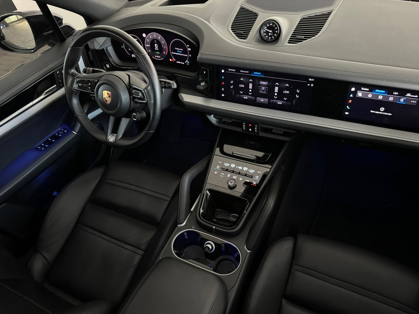 Porsche Cayenne 3.0 E-Hybrid Pano|Burmester|Sportdesign|HuD
