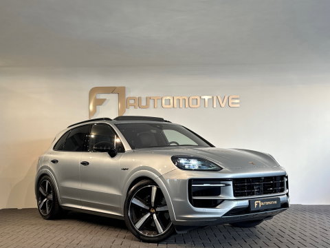 Porsche Cayenne 3.0 E-Hybrid Pano|Burmester|Sportdesign|HuD