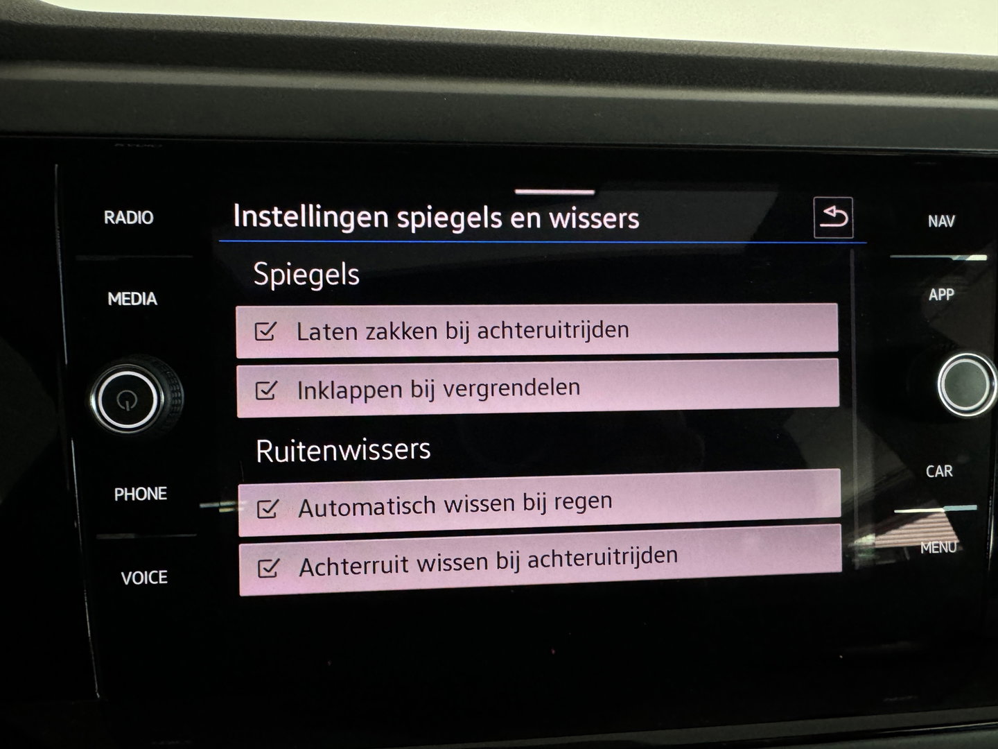 Volkswagen Taigo 1.5 TSI R-Line Pano|Keyless|Beats|Camera