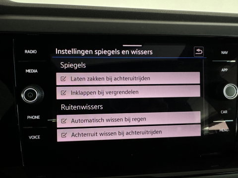 Volkswagen Taigo 1.5 TSI R-Line Pano|Keyless|Beats|Camera