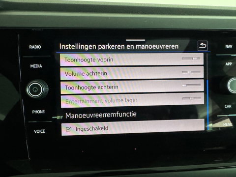 Volkswagen Taigo 1.5 TSI R-Line Pano|Keyless|Beats|Camera
