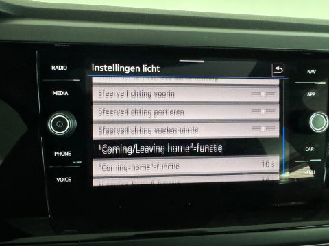 Volkswagen Taigo 1.5 TSI R-Line Pano|Keyless|Beats|Camera