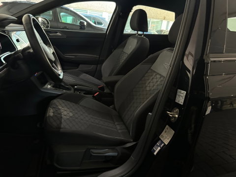Volkswagen Taigo 1.5 TSI R-Line Pano|Keyless|Beats|Camera