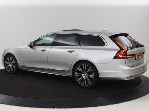 Volvo V90 2.0 T6 Plug In AWD Inscription | SOH 97% | Panoramadak | Head-Up | Leder | Harman/Kardon | 20'' | 360 Camera | Stoelverwarming | Carplay | Full LED | Stuurverwarming | PHEV
