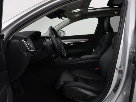 Volvo V90 2.0 T6 Plug In AWD Inscription | SOH 97% | Panoramadak | Head-Up | Leder | Harman/Kardon | 20'' | 360 Camera | Stoelverwarming | Carplay | Full LED | Stuurverwarming | PHEV