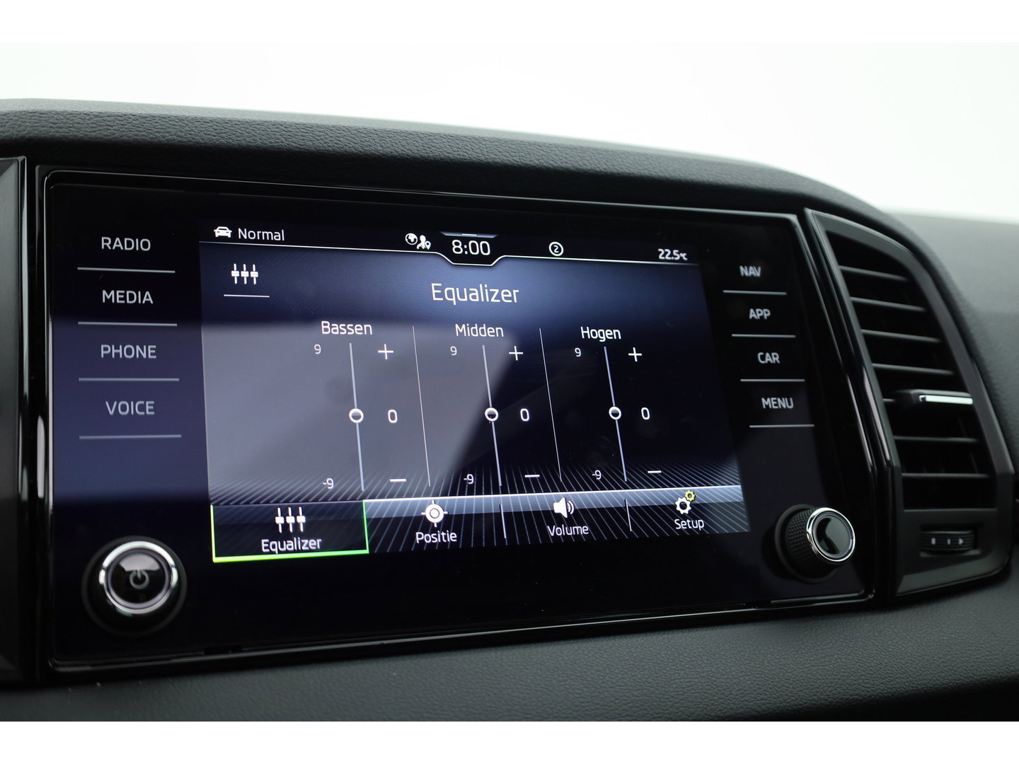 Škoda Karoq 1.5 TSI ACT Sportline Business | Pano | Adapt. Cruise | Navi | CarPlay | Stoel-Stuurverw. | DAB | PDC A