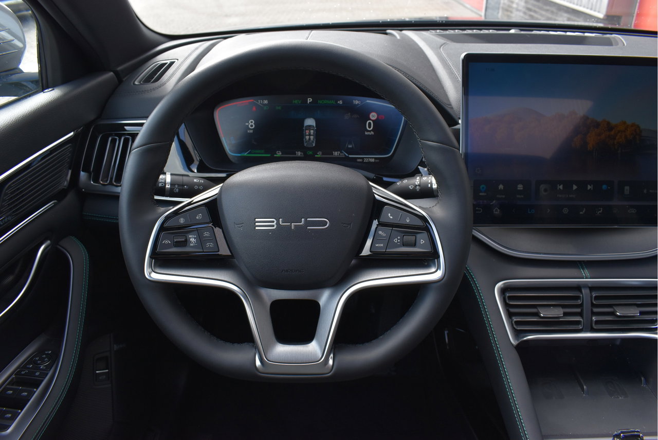 BYD SEAL U