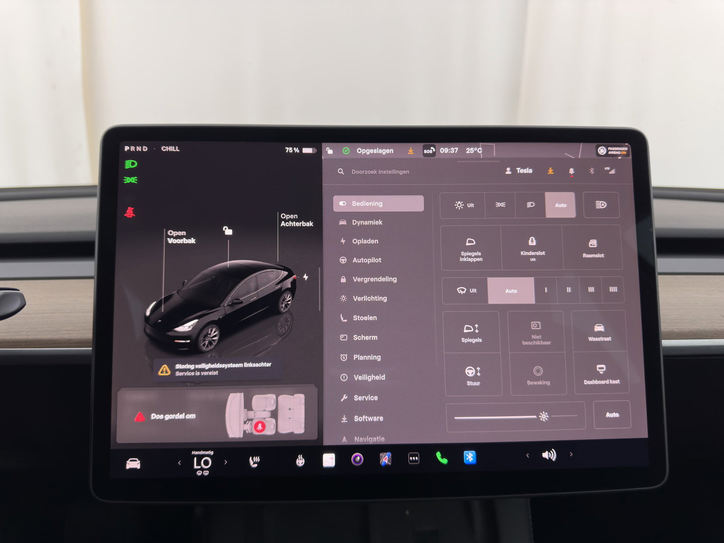 Tesla Model 3 Standard RWD Plus 60 kWh [3-Fase-11kW] (INCL-BTW) Aut. *PANO | AUTOPILOT | LEATHER | KEYLESS | FULL-LED | MEMORY-PACK | TOPVIEW | DAB | CARPLAY | DIGI-COCKPIT | LANE-ASSIST | HEATED- COMFORTSEATS | 19"ALU*