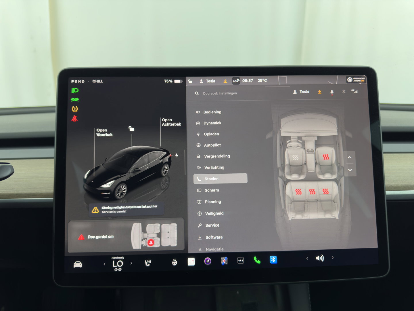 Tesla Model 3 Standard RWD Plus 60 kWh [3-Fase-11kW] (INCL-BTW) Aut. *PANO | AUTOPILOT | LEATHER | KEYLESS | FULL-LED | MEMORY-PACK | TOPVIEW | DAB | CARPLAY | DIGI-COCKPIT | LANE-ASSIST | HEATED- COMFORTSEATS | 19"ALU*