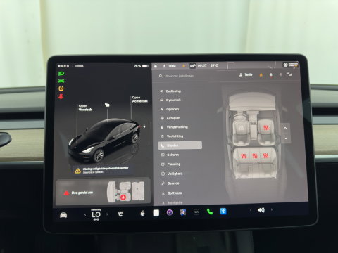 Tesla Model 3 Standard RWD Plus 60 kWh [3-Fase-11kW] (INCL-BTW) Aut. *PANO | AUTOPILOT | LEATHER | KEYLESS | FULL-LED | MEMORY-PACK | TOPVIEW | DAB | CARPLAY | DIGI-COCKPIT | LANE-ASSIST | HEATED- COMFORTSEATS | 19"ALU*