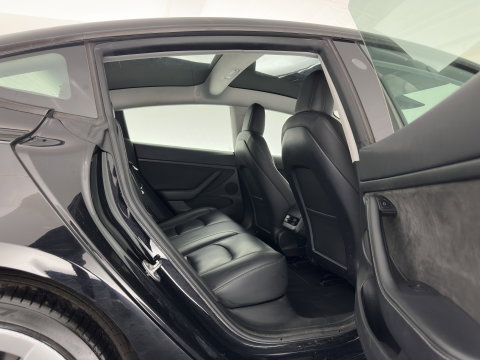 Tesla Model 3 Standard RWD Plus 60 kWh [3-Fase-11kW] (INCL-BTW) Aut. *PANO | AUTOPILOT | LEATHER | KEYLESS | FULL-LED | MEMORY-PACK | TOPVIEW | DAB | CARPLAY | DIGI-COCKPIT | LANE-ASSIST | HEATED- COMFORTSEATS | 19"ALU*