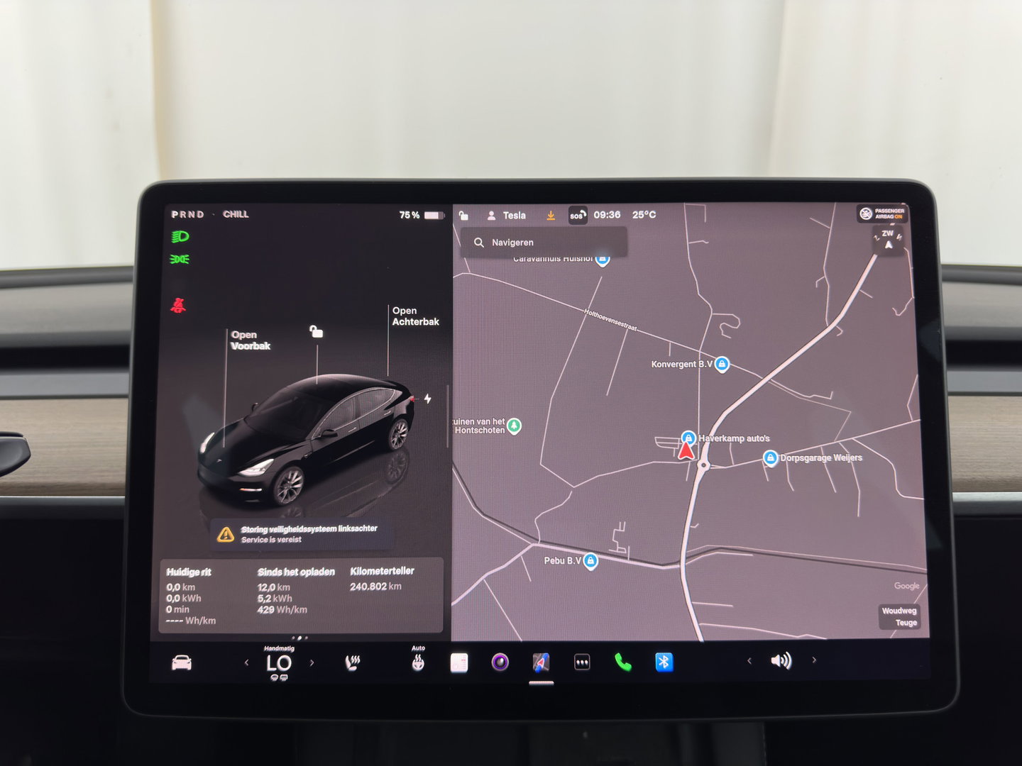 Tesla Model 3 Standard RWD Plus 60 kWh [3-Fase-11kW] (INCL-BTW) Aut. *PANO | AUTOPILOT | LEATHER | KEYLESS | FULL-LED | MEMORY-PACK | TOPVIEW | DAB | CARPLAY | DIGI-COCKPIT | LANE-ASSIST | HEATED- COMFORTSEATS | 19"ALU*