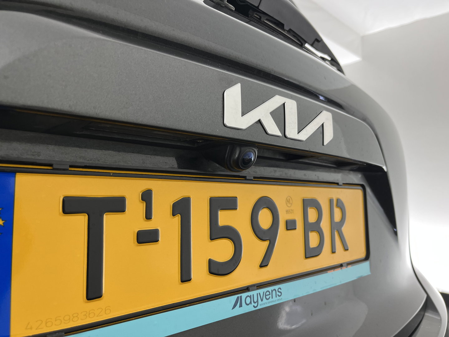 Kia Niro EV DynamicLine 64.8 kWh [3-Fase-11kW] {SoH-96%} (INCL-BTW) Aut. *LEATHER-FABRIC | ADAPTIVE-CRUISE | DIGI-COCKPIT | KEYLESS | CAMERA | DAB | COMFORTSEATS | SHIFTPADDLES | ECC | PDC | CARPLAY | AMBIENT-LIGHT | 17''ALU*