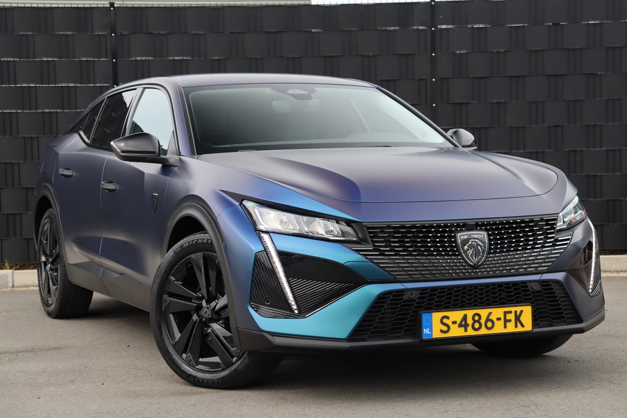 Peugeot 408