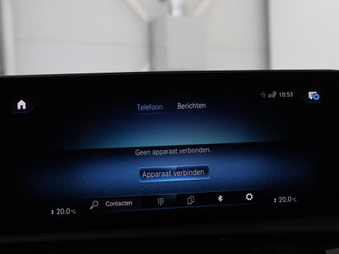 Mercedes-Benz CLA-Klasse 180 Business Solution Progressive | Stoelverwarming | Carplay | Sfeerverlichting | Half leder | Camera | Navigatie | Widescreen | Full LED | Park Assist | DAB | 18'' velgen | Cruise control