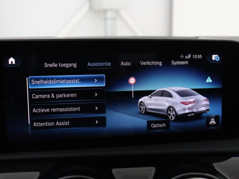 Mercedes-Benz CLA-Klasse 180 Business Solution Progressive | Stoelverwarming | Carplay | Sfeerverlichting | Half leder | Camera | Navigatie | Widescreen | Full LED | Park Assist | DAB | 18'' velgen | Cruise control