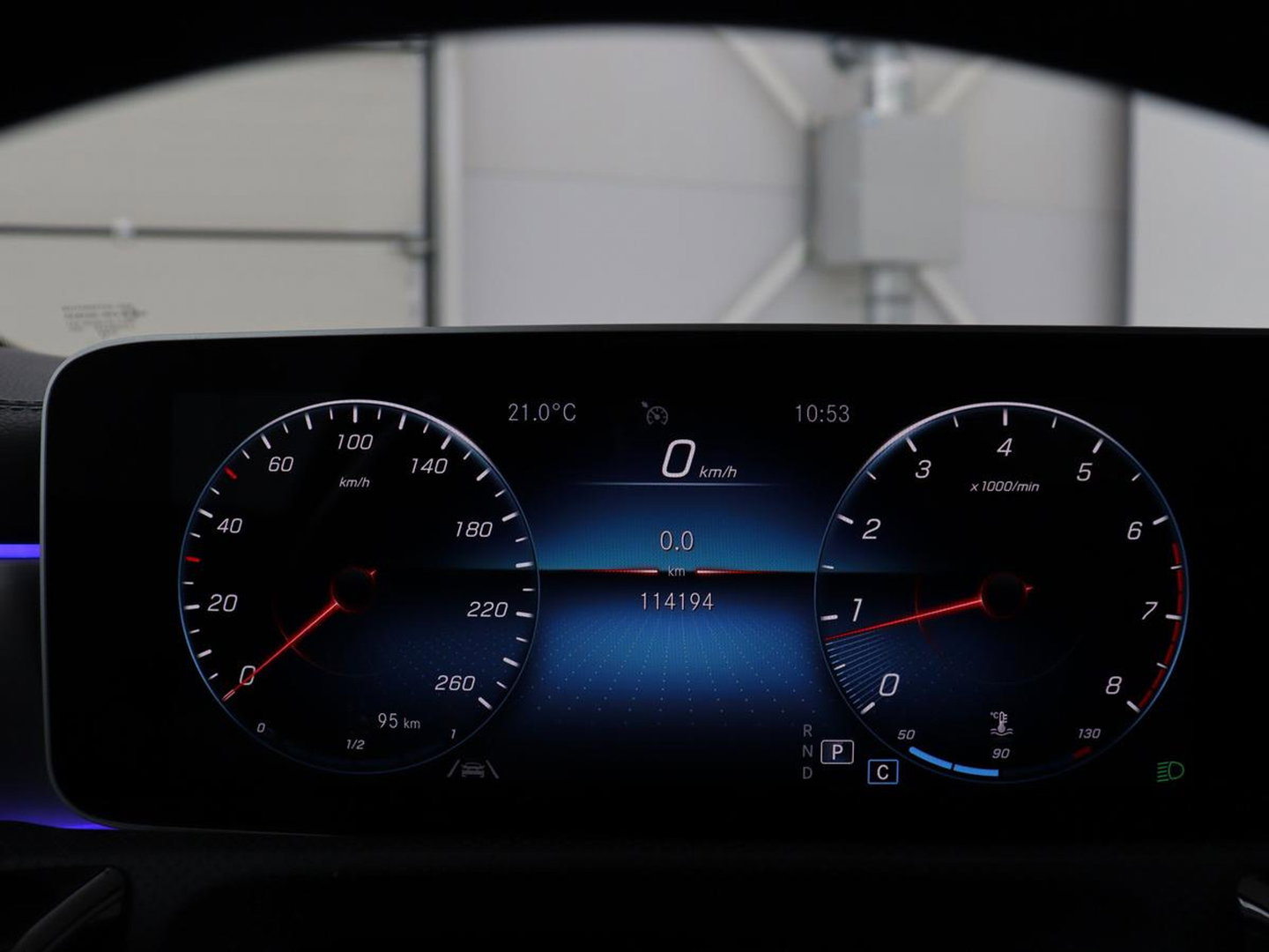 Mercedes-Benz CLA-Klasse 180 Business Solution Progressive | Stoelverwarming | Carplay | Sfeerverlichting | Half leder | Camera | Navigatie | Widescreen | Full LED | Park Assist | DAB | 18'' velgen | Cruise control