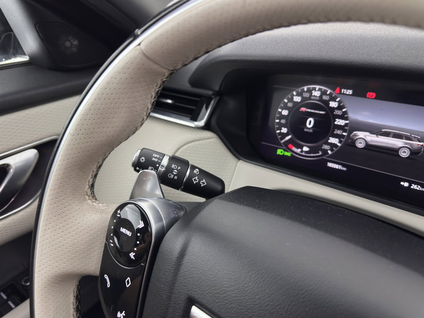 Land Rover Range Rover Velar 3.0 V6 AWD HSE Aut. *PANO | LEATHER | FULL-LED | MEMORY-PACK | BLIND-SPOT | MERIDIAN-SURROUND | DIGI-COCKPIT | CAMERA | KEYLESS | HEATED-COMFORTSEATS | PRIVACY-GLASS | SHIFT-PADDLES | 21 "ALU*