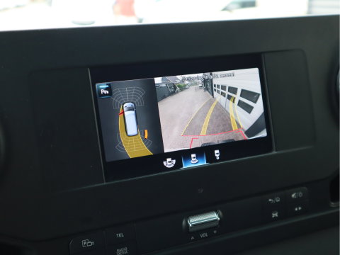 Mercedes-Benz Sprinter 315 CDI Euro 6 - L2H1 - Trekhaak - MBUX - Cruise