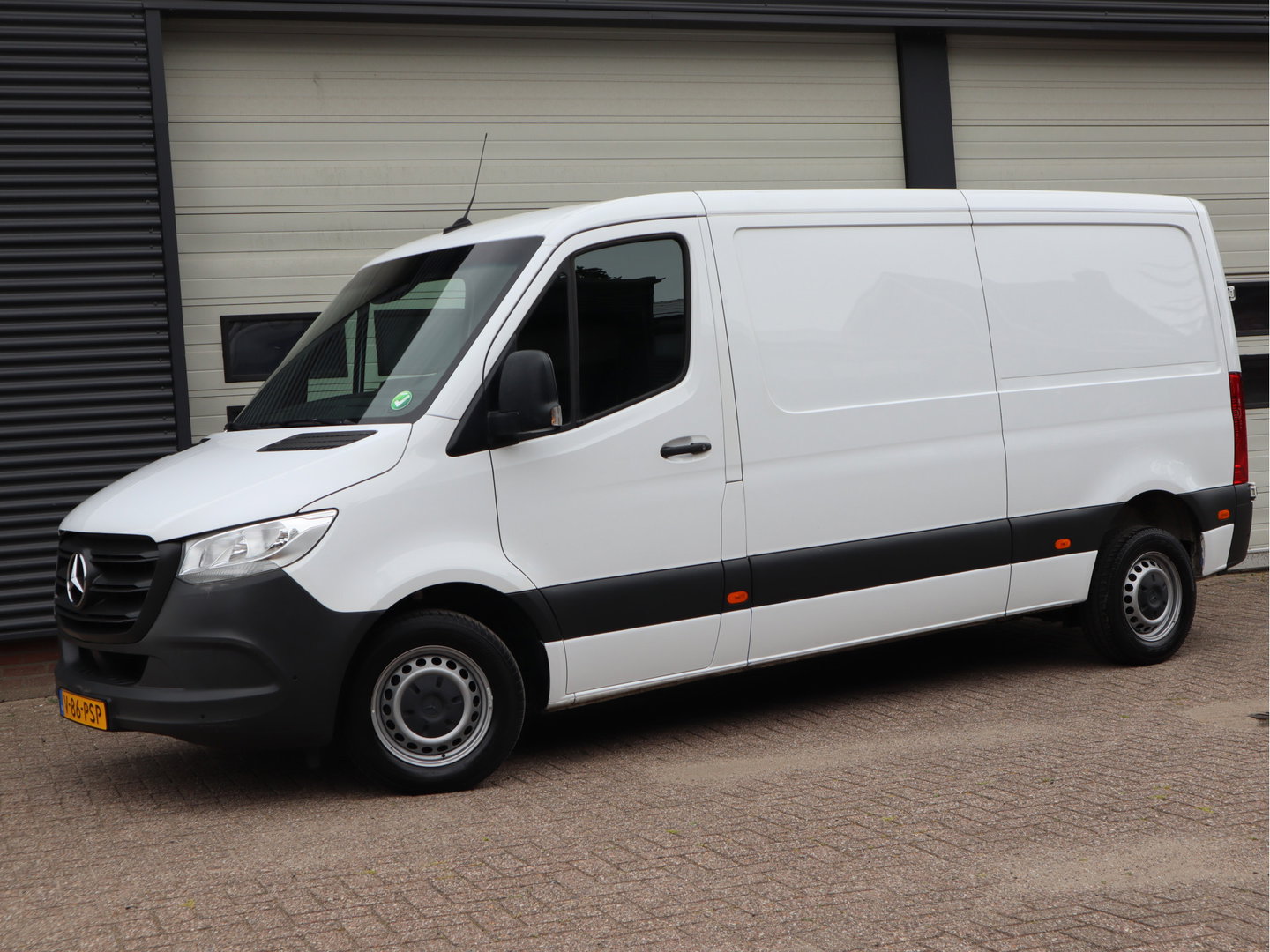 Mercedes-Benz Sprinter 315 CDI Euro 6 - L2H1 - Trekhaak - MBUX - Cruise