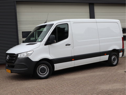 Mercedes-Benz Sprinter 315 CDI Euro 6 - L2H1 - Trekhaak - MBUX - Cruise