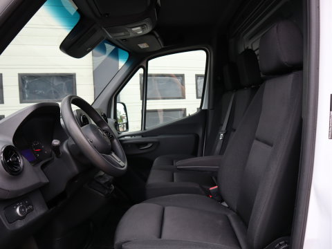 Mercedes-Benz Sprinter 315 CDI Euro 6 - L2H1 - Trekhaak - MBUX - Cruise