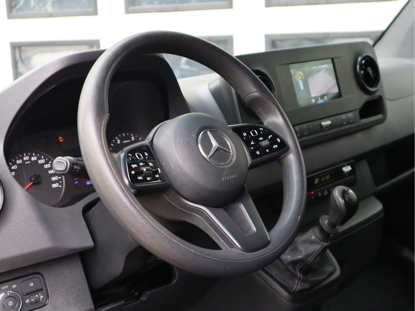 Mercedes-Benz Sprinter 315 CDI Euro 6 - L2H1 - Trekhaak - MBUX - Cruise