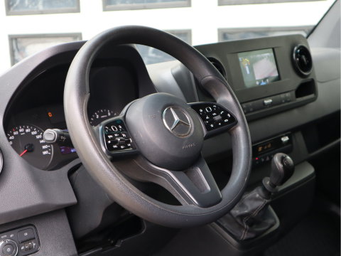 Mercedes-Benz Sprinter 315 CDI Euro 6 - L2H1 - Trekhaak - MBUX - Cruise