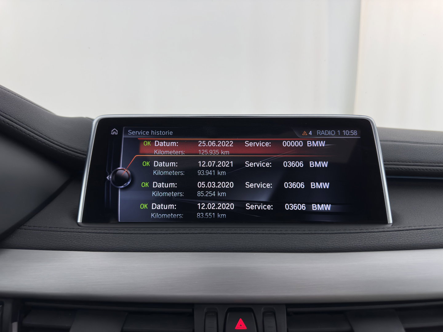 BMW X6 xDrive30d High Executive Aut. *PANO | HEAD-UP | LEATHER | FULL-LED | HIFI-SOUND | BLINDSPOT | MEMORY-PACK | DIGI-COCKPIT | HEATED-COMFORTSEATS | NAVI-FULLMAP | AMBIENT-LIGHT | CRUISE | TOWBAR | 19"ALU*