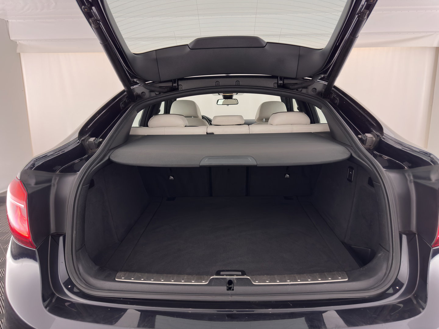 BMW X6 xDrive30d High Executive Aut. *PANO | HEAD-UP | LEATHER | FULL-LED | HIFI-SOUND | BLINDSPOT | MEMORY-PACK | DIGI-COCKPIT | HEATED-COMFORTSEATS | NAVI-FULLMAP | AMBIENT-LIGHT | CRUISE | TOWBAR | 19"ALU*