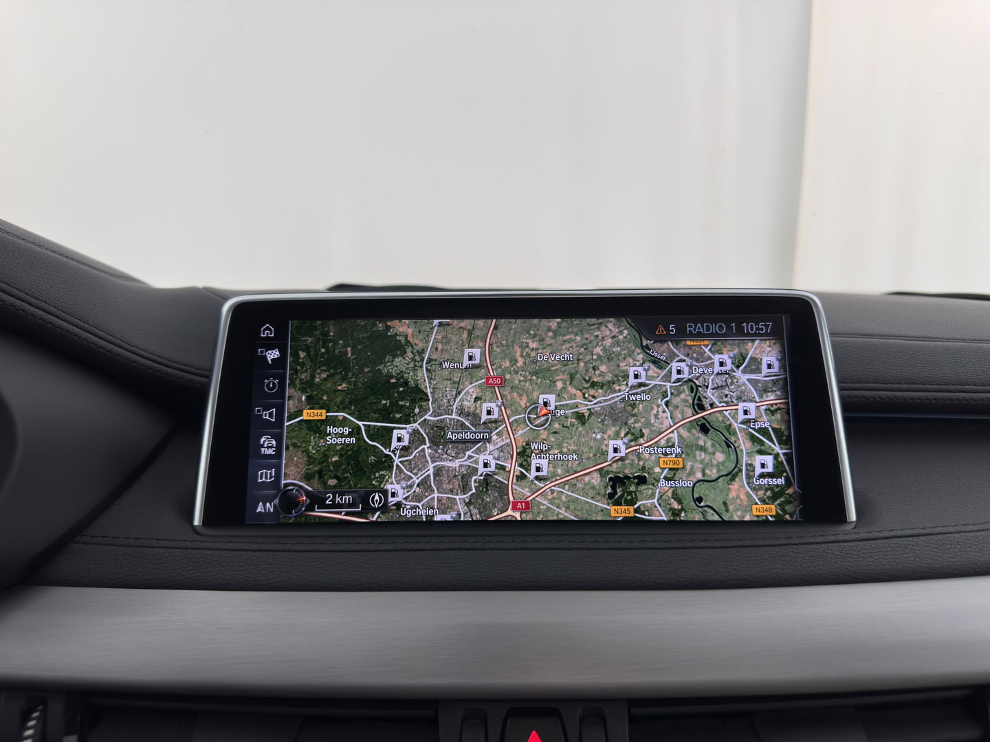 BMW X6 xDrive30d High Executive Aut. *PANO | HEAD-UP | LEATHER | FULL-LED | HIFI-SOUND | BLINDSPOT | MEMORY-PACK | DIGI-COCKPIT | HEATED-COMFORTSEATS | NAVI-FULLMAP | AMBIENT-LIGHT | CRUISE | TOWBAR | 19"ALU*