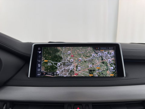 BMW X6 xDrive30d High Executive Aut. *PANO | HEAD-UP | LEATHER | FULL-LED | HIFI-SOUND | BLINDSPOT | MEMORY-PACK | DIGI-COCKPIT | HEATED-COMFORTSEATS | NAVI-FULLMAP | AMBIENT-LIGHT | CRUISE | TOWBAR | 19"ALU*