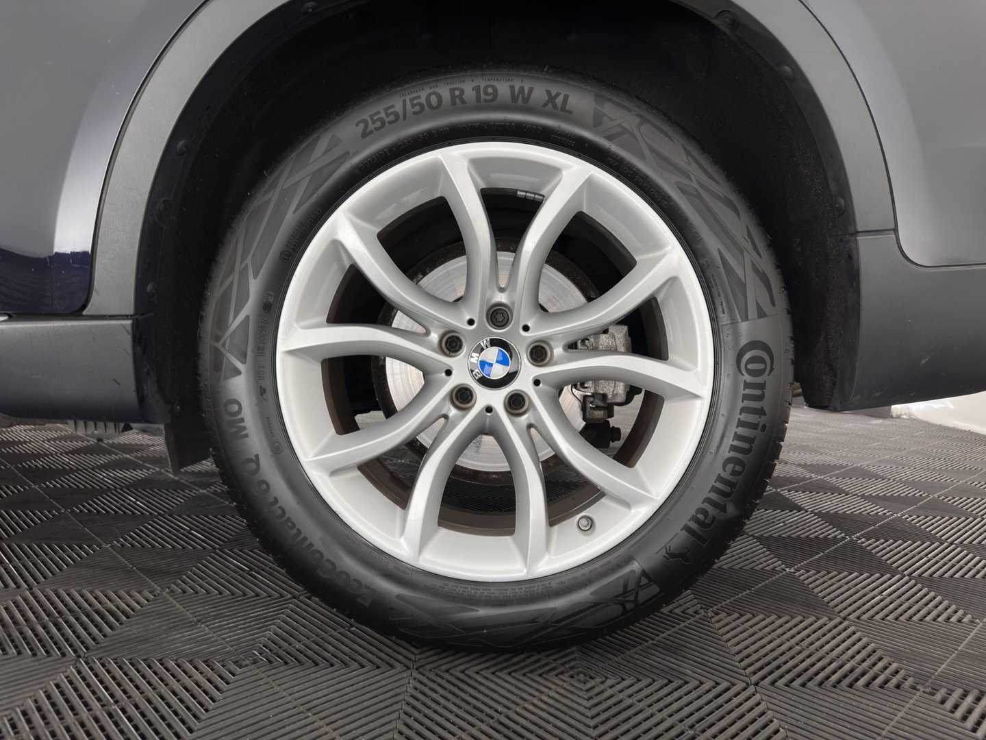 BMW X6 xDrive30d High Executive Aut. *PANO | HEAD-UP | LEATHER | FULL-LED | HIFI-SOUND | BLINDSPOT | MEMORY-PACK | DIGI-COCKPIT | HEATED-COMFORTSEATS | NAVI-FULLMAP | AMBIENT-LIGHT | CRUISE | TOWBAR | 19"ALU*