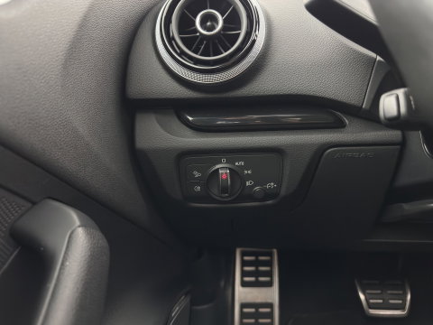 Audi RS3 Sportback 2.5 TFSI quattro Pro Line Plus *RS-SEATS | PANO | NAPPA-FULL-LEATHER | BANG&OLUFSEN | CAMERA | KEYLESS | NAVI-FULLMAP | PRIVACY-GLASS | SHIFTPADDLES | 19''ALU*
