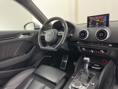 Audi RS3 Sportback 2.5 TFSI quattro Pro Line Plus *RS-SEATS | PANO | NAPPA-FULL-LEATHER | BANG&OLUFSEN | CAMERA | KEYLESS | NAVI-FULLMAP | PRIVACY-GLASS | SHIFTPADDLES | 19''ALU*
