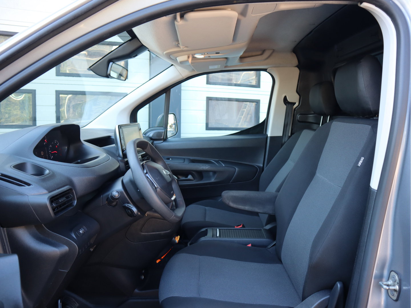 Peugeot Partner 1.5 BlueHDI 102pk Euro 6 Maxi L2 - Navi - Cruise - Airco
