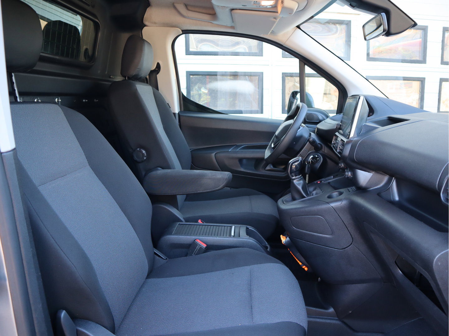 Peugeot Partner 1.5 BlueHDI 102pk Euro 6 Maxi L2 - Navi - Cruise - Airco