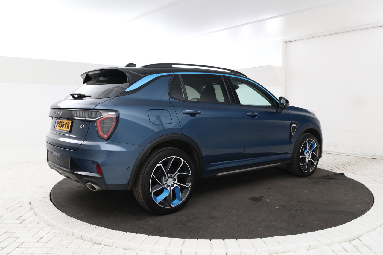 Lynk & Co 01