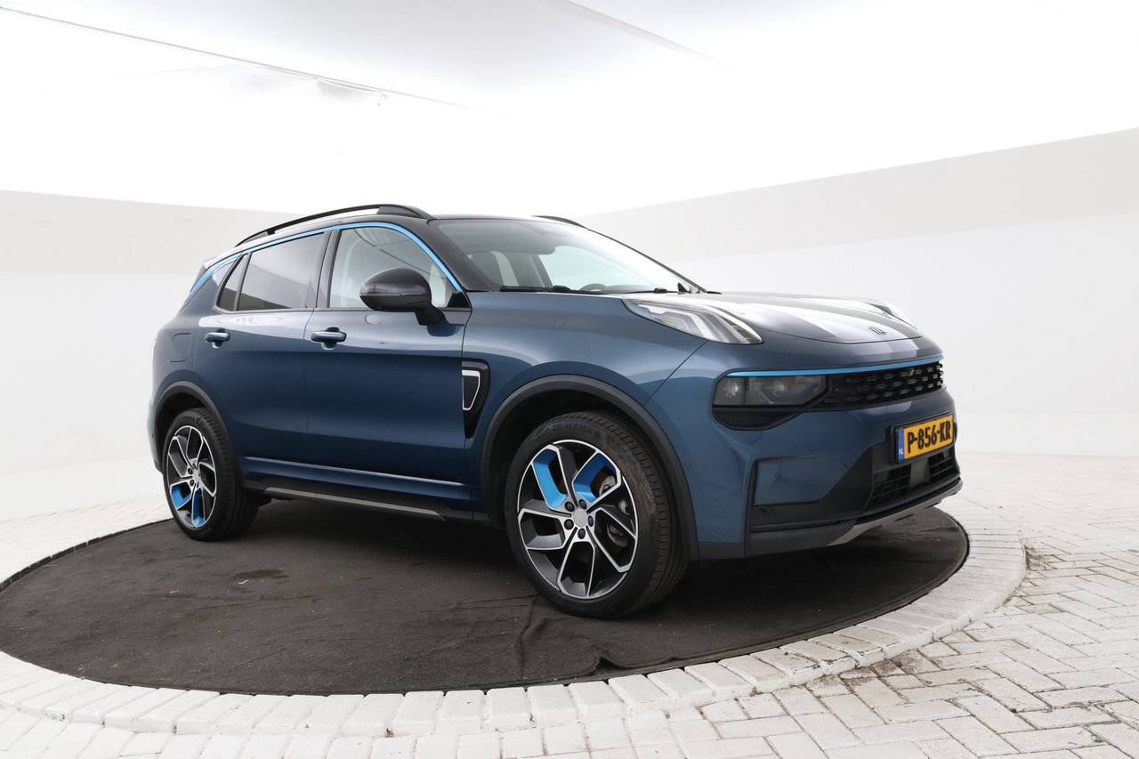 Lynk & Co 01
