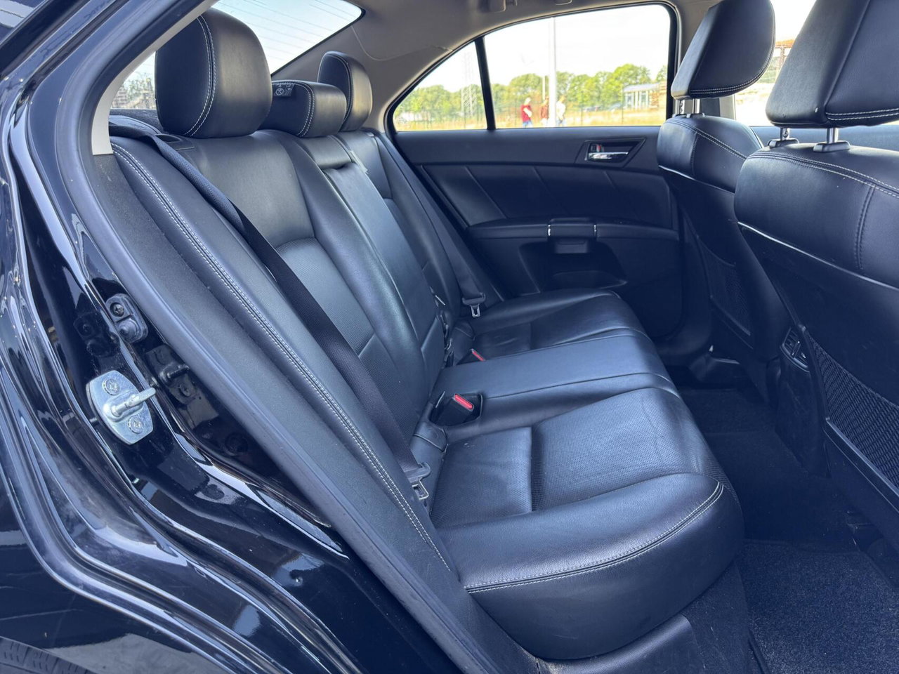 Suzuki Kizashi