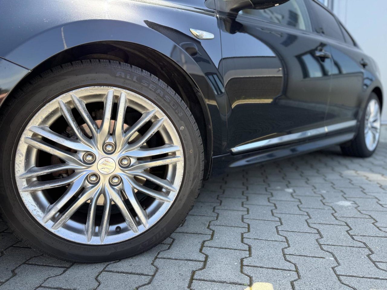 Suzuki Kizashi