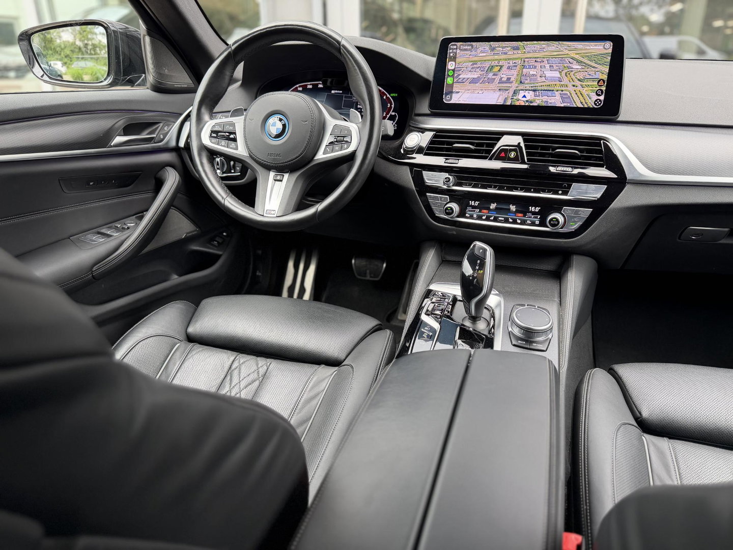 BMW 5 Serie Touring 530e xDrive High Ex. M-Sport |FULL|Pano|Nappa|Ventilatie|4W steering|CoPilot|H/K|Laser|Trekhaak